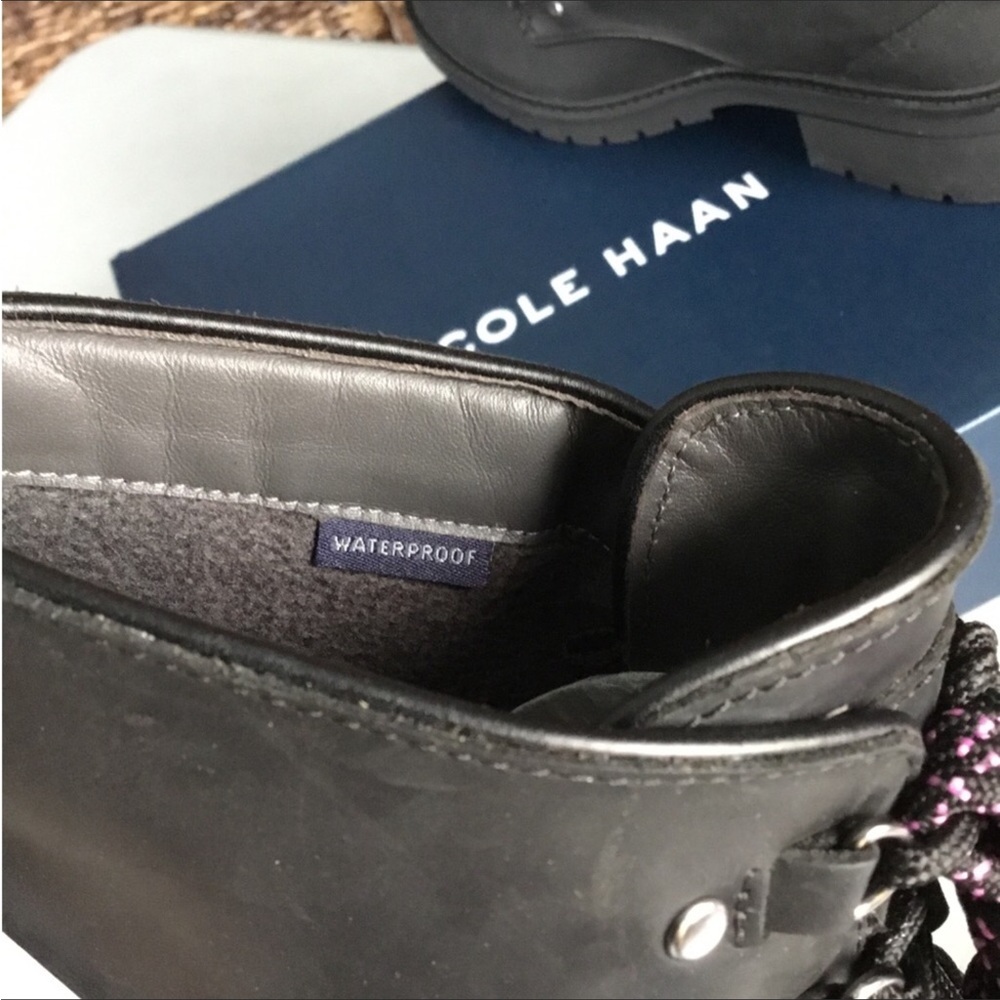 COLE HAAN NWOT LACEUP BLACK WATER PROOF BOOTS FINAL PRICE - Picture 9 of 16